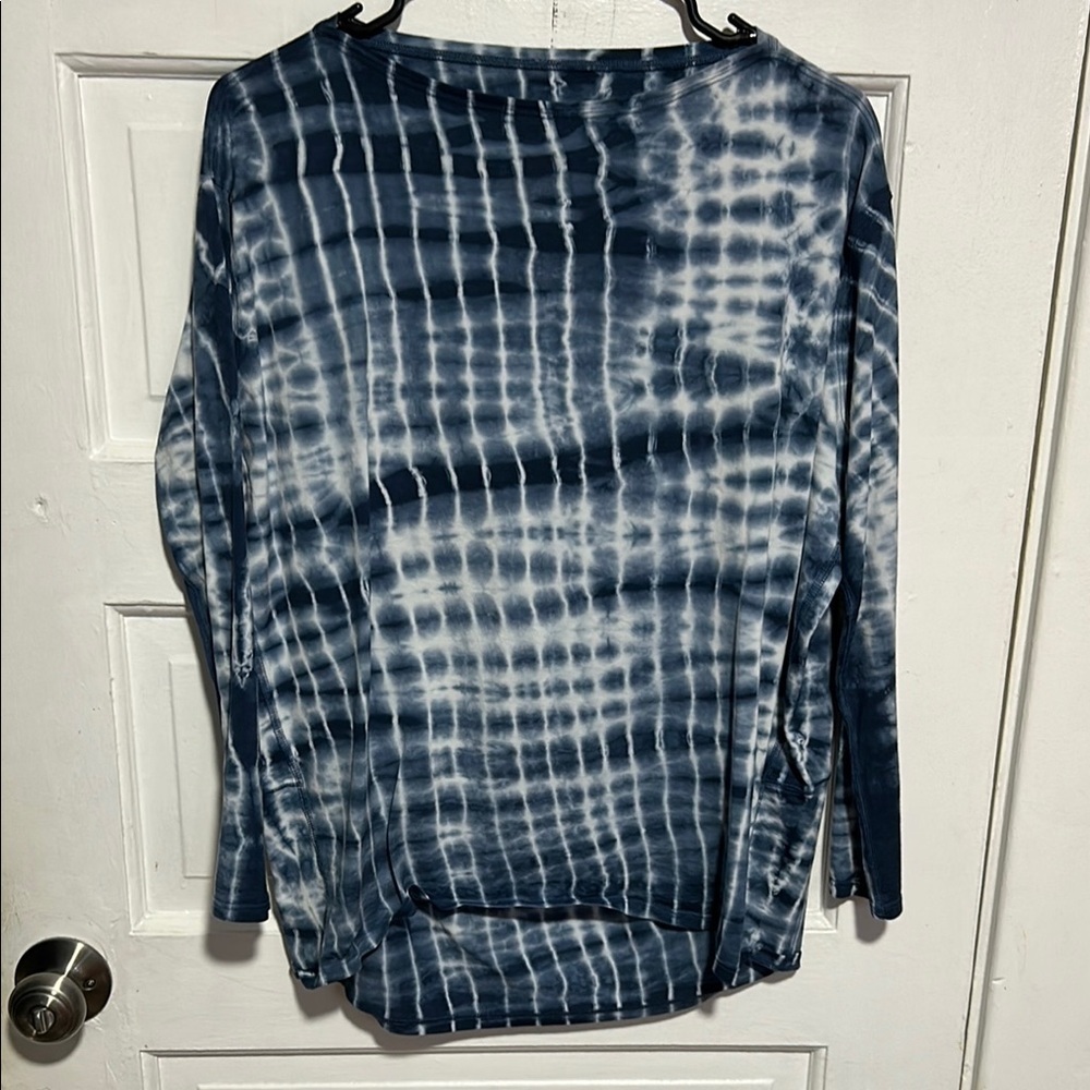 Lululemon Athletica Blue Long Sleeve Boxy Sweatshirt